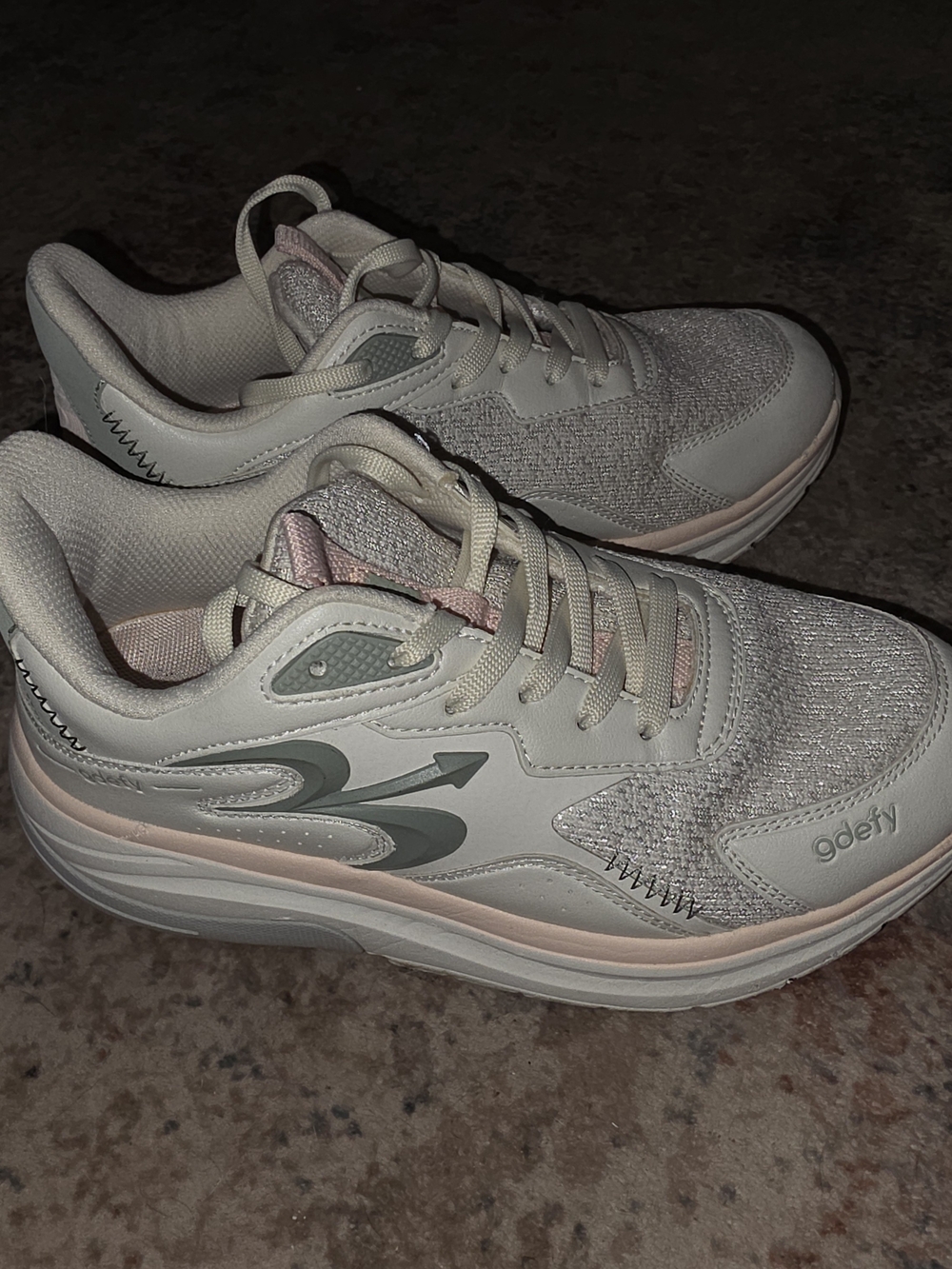 Gravity Defyer G-Defy Mighty Walk Gray & Pink US 6.5 Sneakers